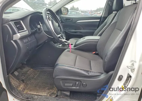 2018 Toyota Highlander Le Plus from USA, damaged, VIN 5TDBZRFH0JS805074